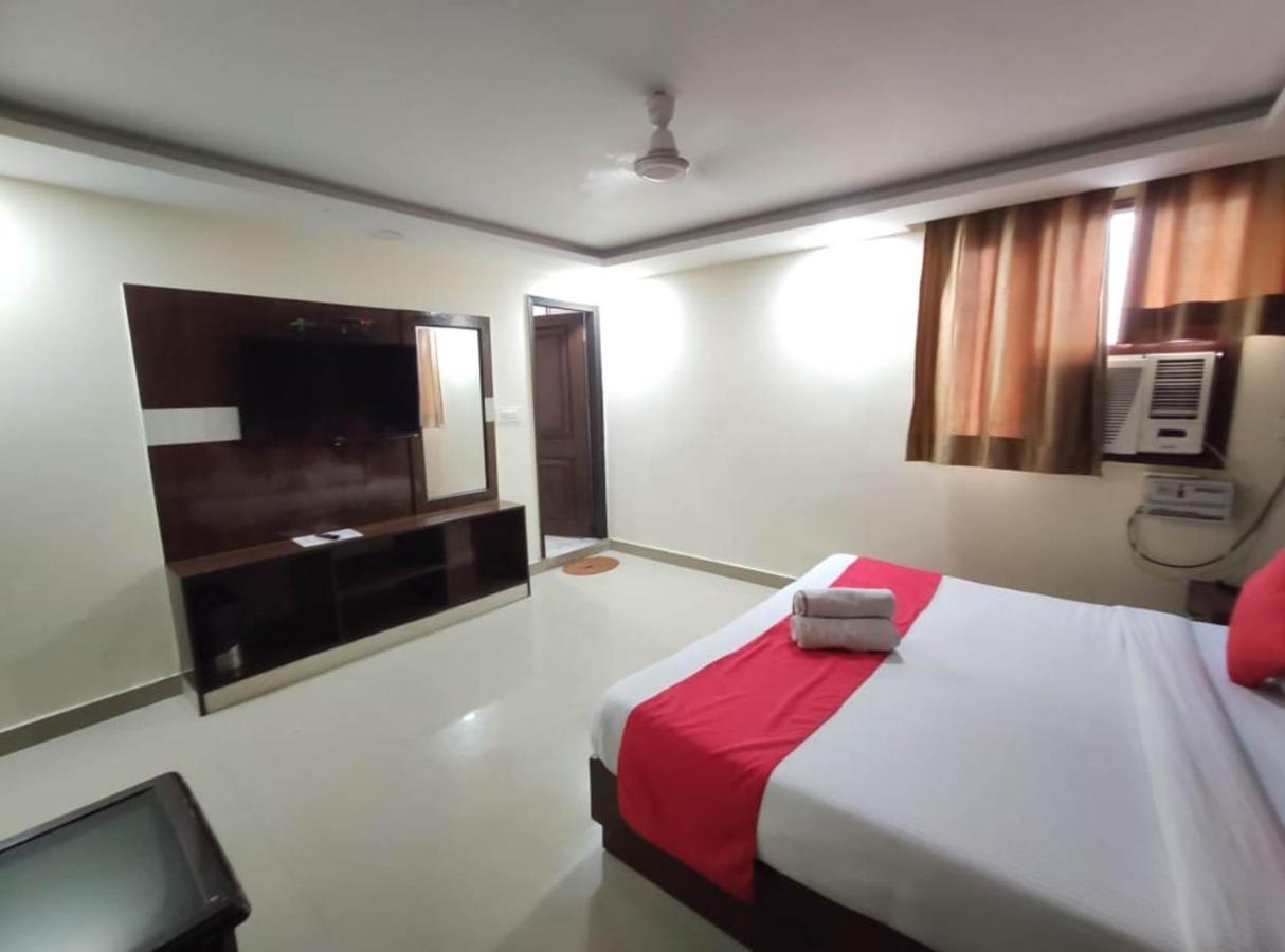 Hotel Marina Near Igi Airport Delhi 新德里 外观 照片