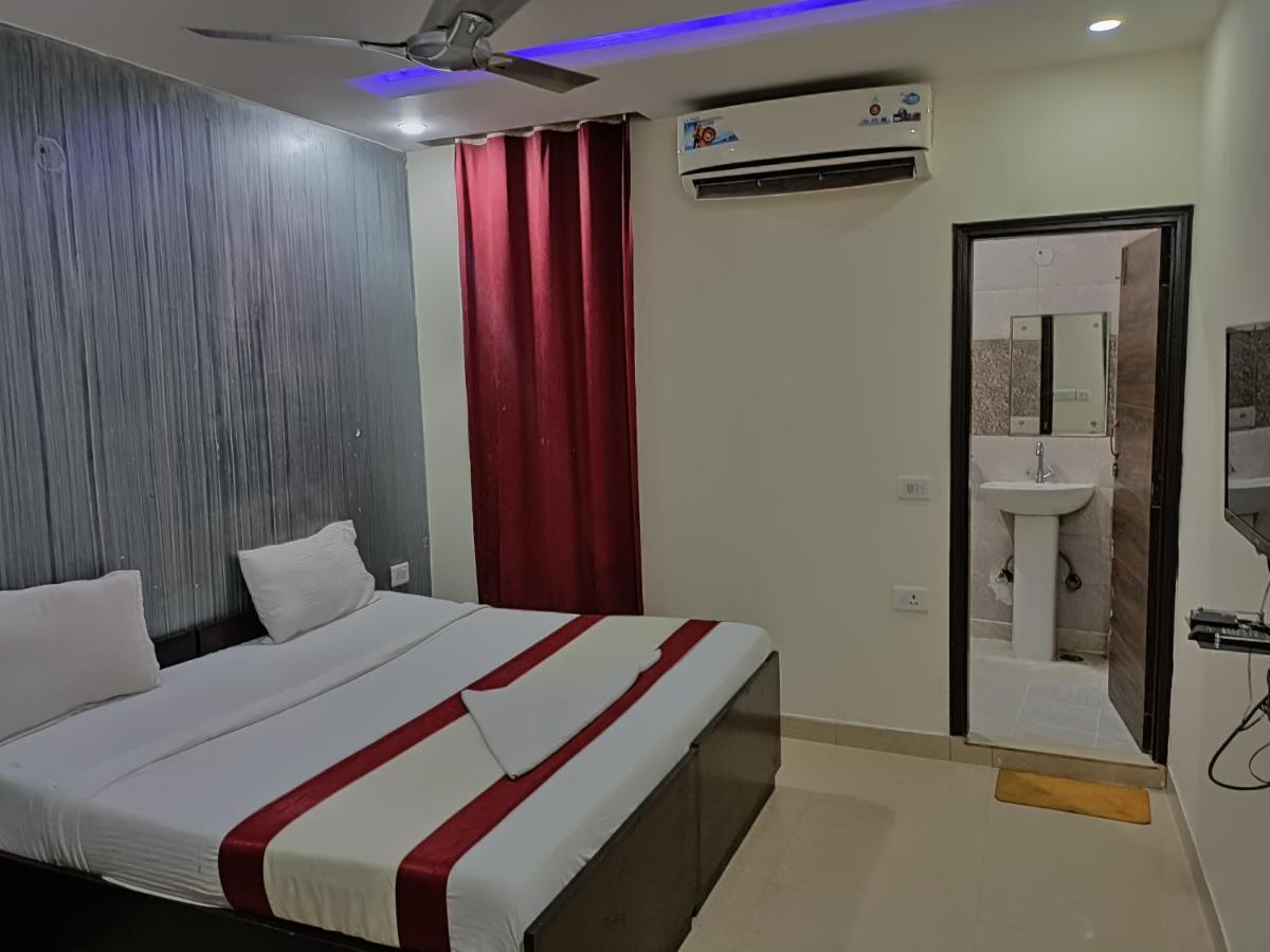 Hotel Marina Near Igi Airport Delhi 新德里 外观 照片